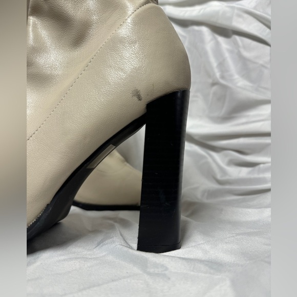 Public Desire Liberty Square Toe Heeled Bootie in Off White Size 9 - Picture 3 of 16